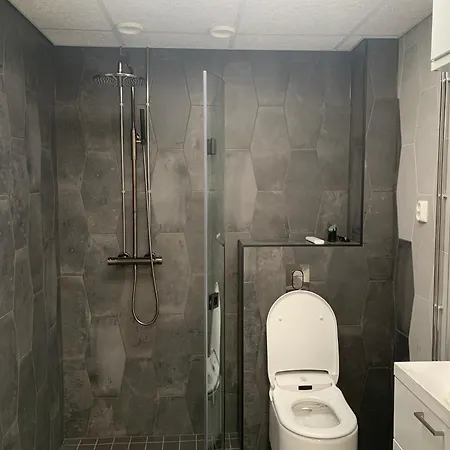 Testi Komero Apartment *